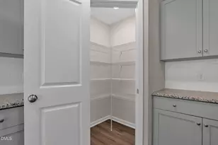 73 W Emily Gardens Dr, Selma, NC 27576 - Photo 17