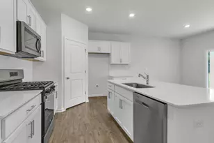530 Ashley Run, Sanford, NC 27330 - Photo 3