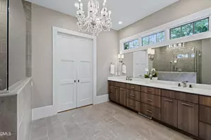 906 Lake Boone Trail, Raleigh, NC 27607 - Photo 29