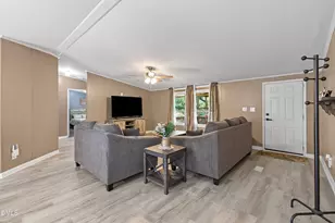 65 Loy Ct, Fuquay Varina, NC 27526 - Photo 5