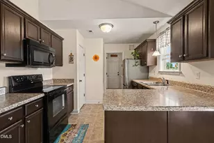 25 Lawrence Ct, Smithfield, NC 27577 - Photo 9