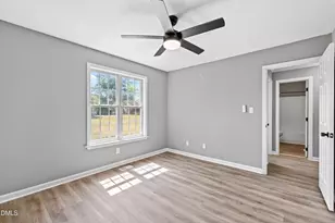 105 McCoy Dr, Smithfield, NC 27577 - Photo 25