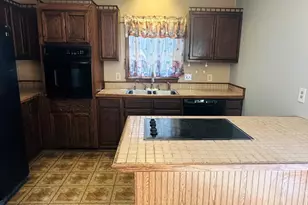 55 N Angela Cir, Durham, NC 27703 - Photo 11