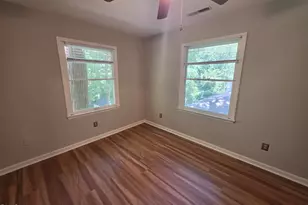 1102 E Franklin St, Chapel Hill, NC 27514 - Photo 13