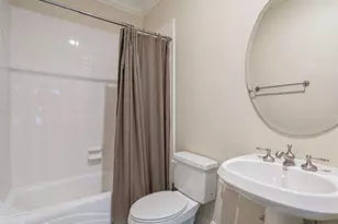 2701 Glenwood Gardens Ln, Raleigh, NC 27608 - Photo 25