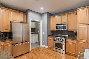 2701 Glenwood Gardens Ln, Raleigh, NC 27608 - Photo 13