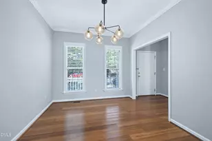 2633 Trailwood Hills Dr, Raleigh, NC 27603 - Photo 9