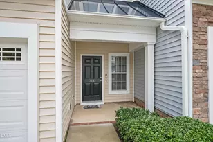 7237 Ladbrooke St, Raleigh, NC 27617 - Photo 3