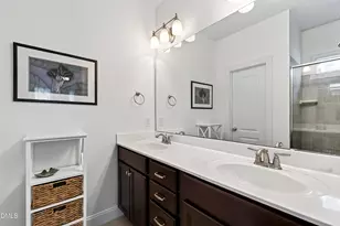528 Ledbetter Ct, Raleigh, NC 27608 - Photo 29