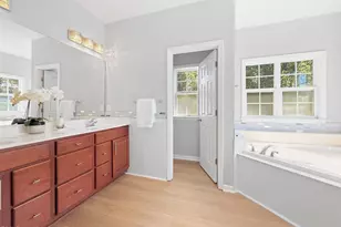 100 Drakeshire Ct, Morrisville, NC 27560 - Photo 21