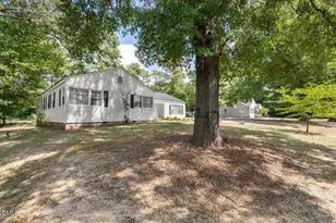 2605 Holloway St, Durham, NC 27703 - Photo 7