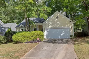 119 E Laurenbrook Ct, Cary, NC 27518 - Photo 43