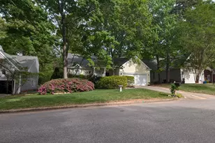 119 E Laurenbrook Ct, Cary, NC 27518 - Photo 45