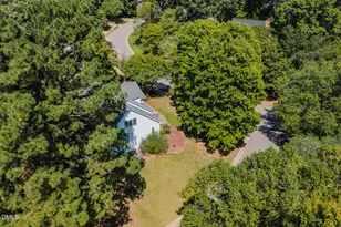 222 Highlands Lake Dr, Cary, NC 27518 - Photo 59