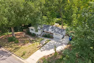5008 N Glen Dr, Raleigh, NC 27609 - Photo 35