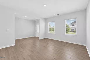 124 Rivulet Ct, Cary, NC 27519 - Photo 7