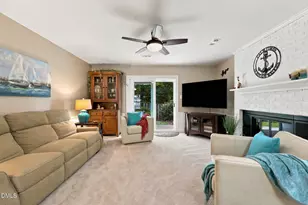 6412 Meadow View Dr, Raleigh, NC 27609 - Photo 15
