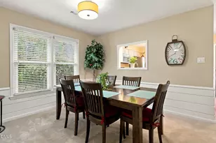 6412 Meadow View Dr, Raleigh, NC 27609 - Photo 9
