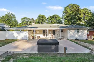 2905 Dove Ln, Raleigh, NC 27604 - Photo 11