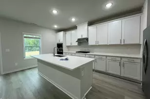 5926 Fallowfield Ln, Raleigh, NC 27616 - Photo 5