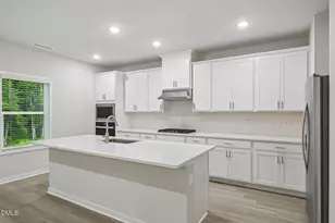 5926 Fallowfield Ln, Raleigh, NC 27616 - Photo 5