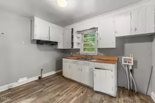 2025 Lynnhaven Ave, Henderson, NC 27536 - Photo 7