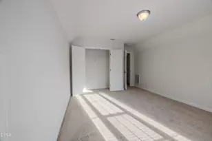 8116 Rolling Glenn Dr, Raleigh, NC 27616 - Photo 7