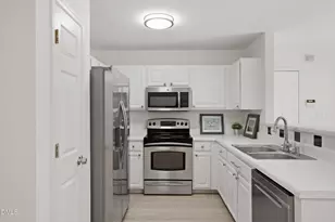 121 Evening Star Dr, Apex, NC 27502 - Photo 15