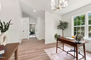 2572 Chadwick Pl, Durham, NC 27704 - Photo 15