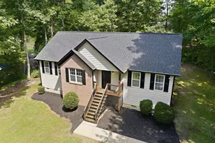 2572 Chadwick Pl, Durham, NC 27704 - Photo 3