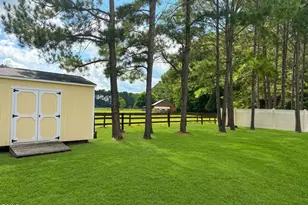 460 Botanical Ct, Bunnlevel, NC 28323 - Photo 13