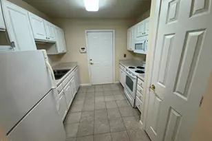2530 Friedland Pl, Raleigh, NC 27617 - Photo 3