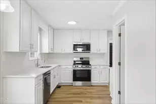 1029 Blue River Farm Dr, Raleigh, NC 27603 - Photo 5