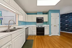 207 Hillstone Dr, Raleigh, NC 27615 - Photo 11