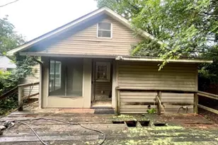 628 New St, Graham, NC 27253 - Photo 17
