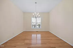 5210 Groveside Ct, Raleigh, NC 27613 - Photo 9