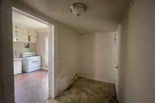 904 Stokes St, Burlington, NC 27215 - Photo 7