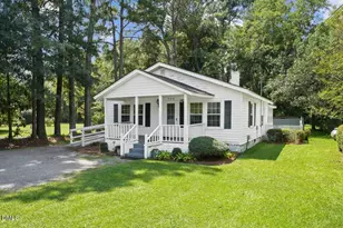 305 E 1st St, Kenly, NC 27542 - Photo 5