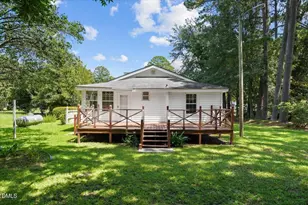 305 E 1st St, Kenly, NC 27542 - Photo 11