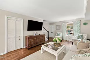 3731 Yorktown Pl, Raleigh, NC 27609 - Photo 5