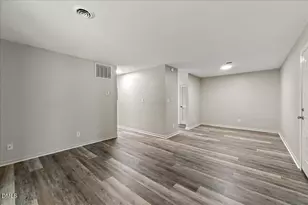 1630 Oxford Rd, Henderson, NC 27536 - Photo 3