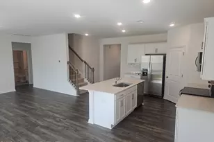 390 Hanging Elm Ln, Fuquay Varina, NC 27526 - Photo 5