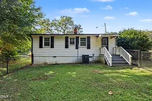 106 W Allen St, Four Oaks, NC 27524 - Photo 15