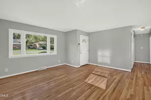 2202 Tuscaloosa St, Greensboro, NC 27401 - Photo 7