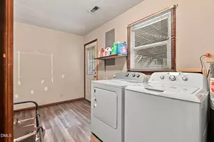 9 Cairn Ct, Durham, NC 27705 - Photo 23