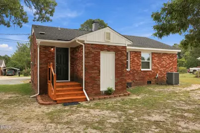 307 Elaine Street, Spring Lake, NC 28390 - Photo 5