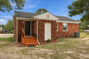 307 Elaine St, Spring Lake, NC 28390 - Photo 5
