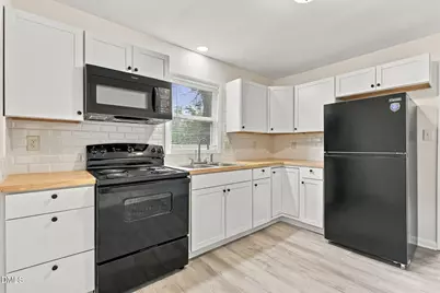 307 Elaine Street, Spring Lake, NC 28390 - Photo 19