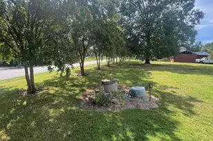 4035 Doyle Rd, Zebulon, NC 27597 - Photo 9