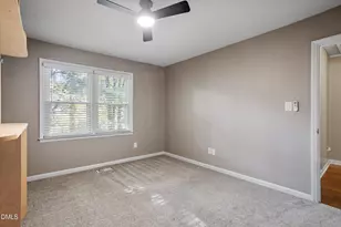 6424 Meadow View Dr, Raleigh, NC 27609 - Photo 23
